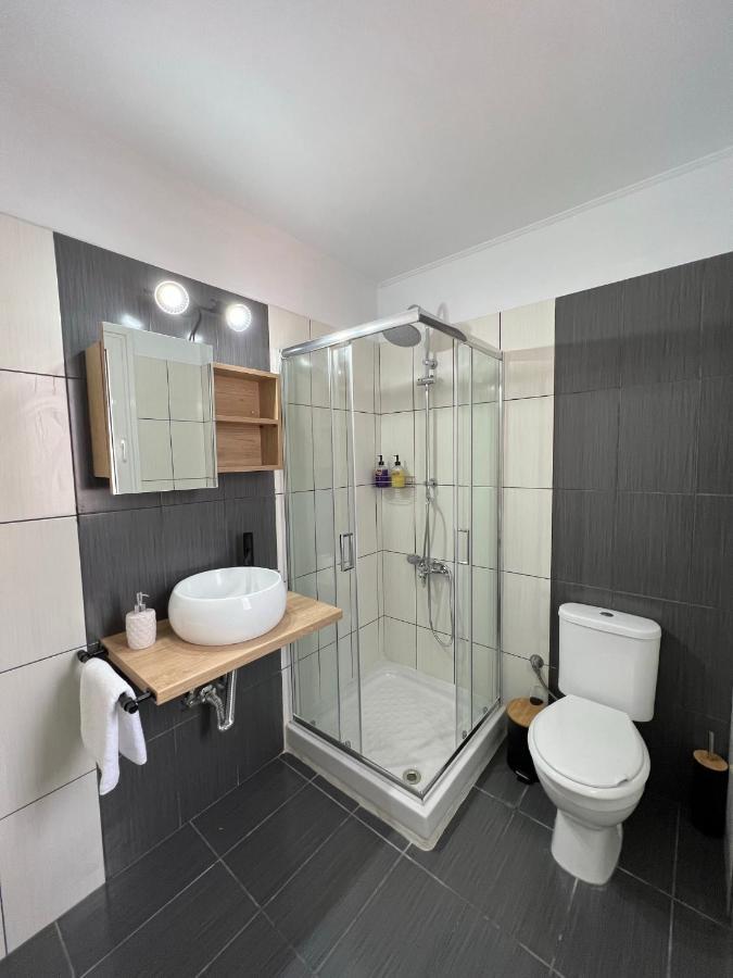 Vasiliki Apartments นาฟปาคตอส ภายนอก รูปภาพ