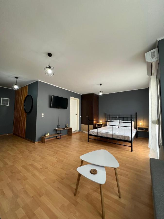 Vasiliki Apartments นาฟปาคตอส ภายนอก รูปภาพ